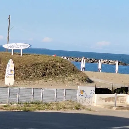 Διαμέρισμα Iris Apartment-trilocale Vistamare, 50 M Dalla Lido delle Nazioni