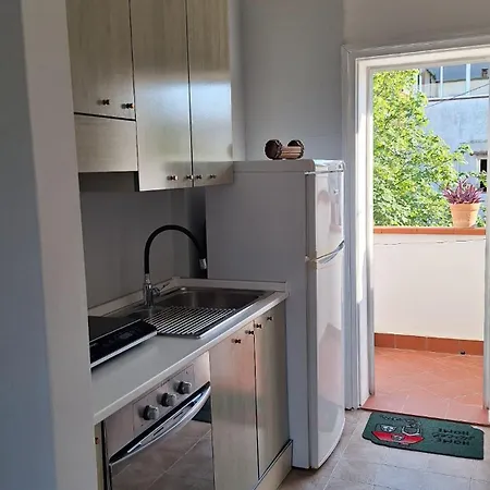 Διαμέρισμα Iris Apartment-trilocale Vistamare, 50 M Dalla Lido delle Nazioni