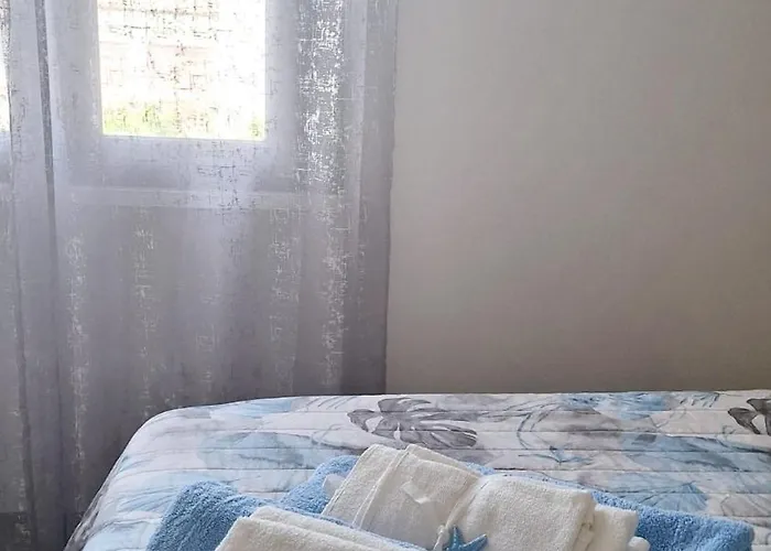 شقة Iris Apartment-trilocale Vistamare, 50 M Dalla *