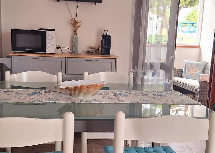 Iris Apartment-trilocale Vistamare, 50 M Dalla شقة *