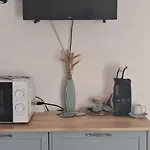 Iris Apartment-trilocale Vistamare, 50 M Dalla *
