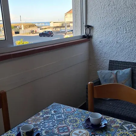 Apartment Iris Apartment-trilocale Vistamare, 50 M Dalla Lido delle Nazioni