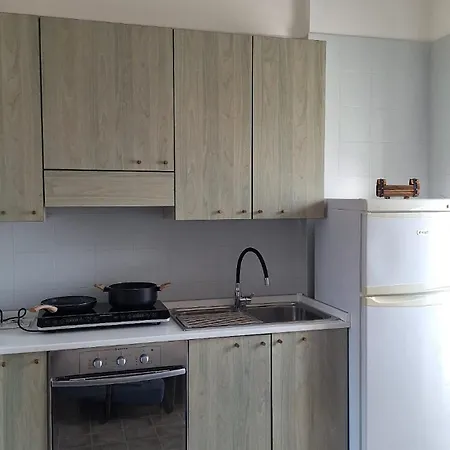 Iris Apartment-trilocale Vistamare, 50 M Dalla 아파트 *