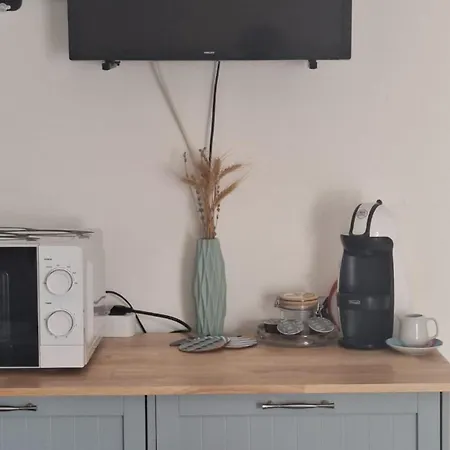 Iris Apartment-trilocale Vistamare, 50 M Dalla *