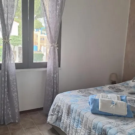 Iris Apartment-trilocale Vistamare, 50 M Dalla Apartment Lido delle Nazioni