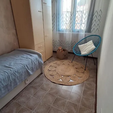 Apartment Iris Apartment-trilocale Vistamare, 50 M Dalla Lido delle Nazioni